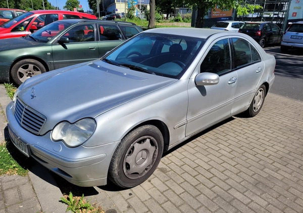 Mercedes-Benz Klasa C cena 5900 przebieg: 199600, rok produkcji 2002 z Szczecin małe 79